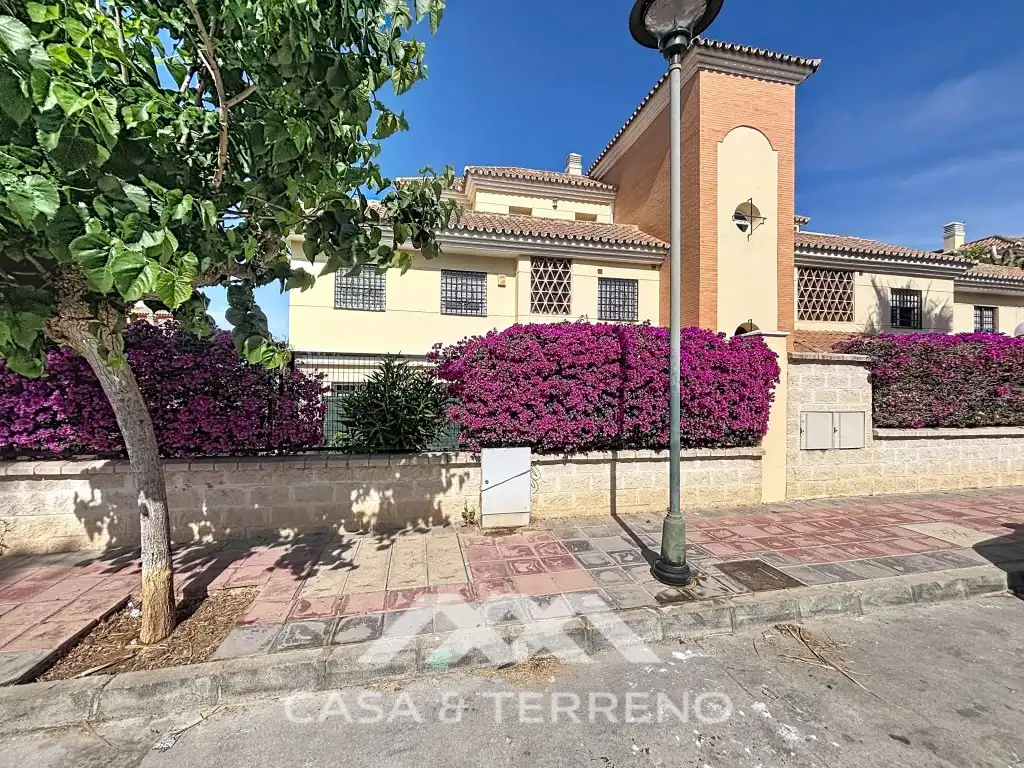 Piso con piscina en venta en Calle Moreras de Baviera, imagen 2