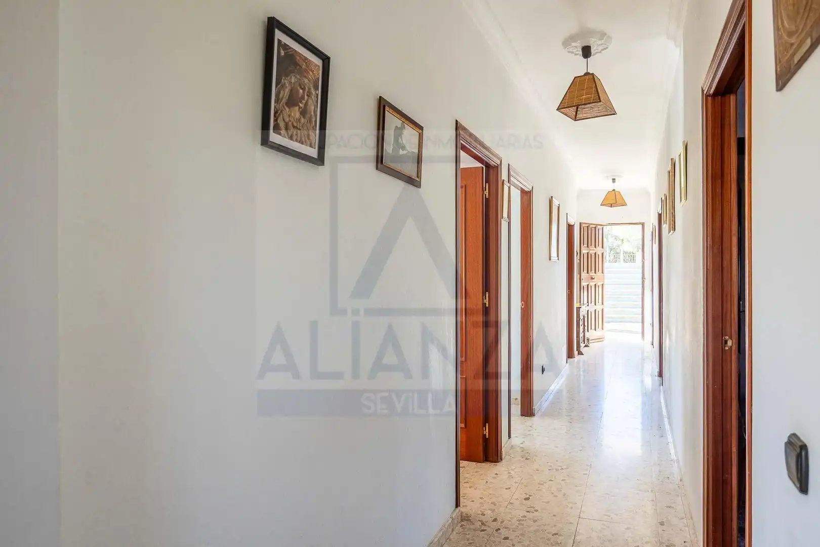 Houses for sale in Sanlúcar la Mayor, Sevilla