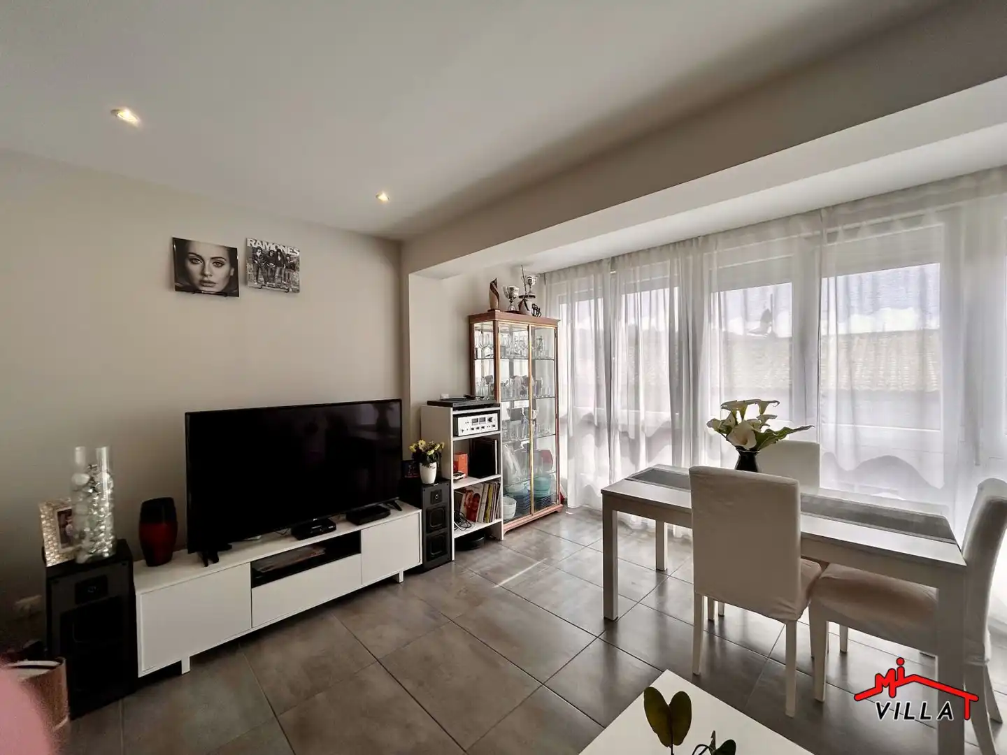 Sala de estar de Piso en venta en Laredo con Calefacción y Terraza