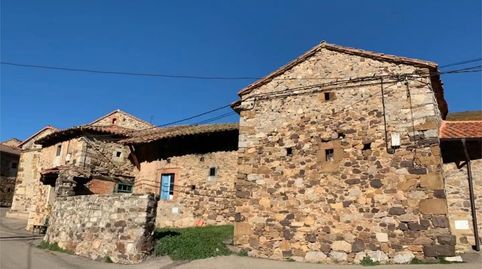 Foto 2 de Casa o chalet en venta en Calle Corralada, 5a, Vegacervera, León