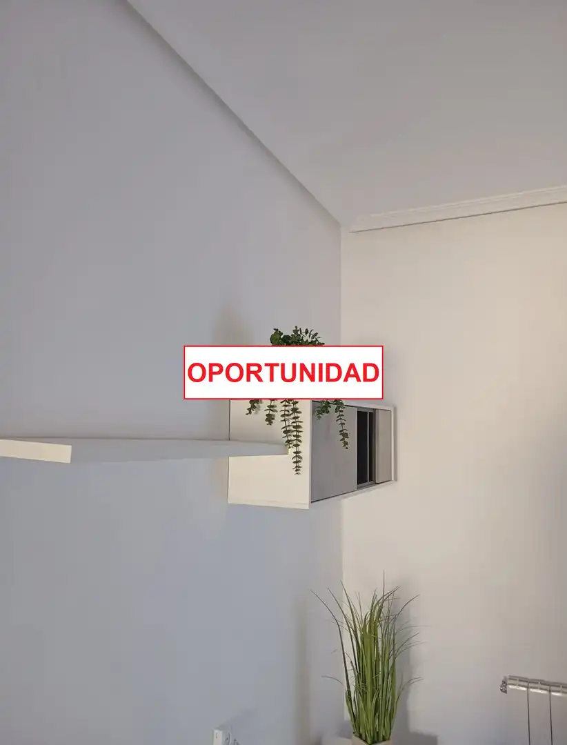 Ático en venta en Ciudad Real con Calefacción, Terraza y Amueblado