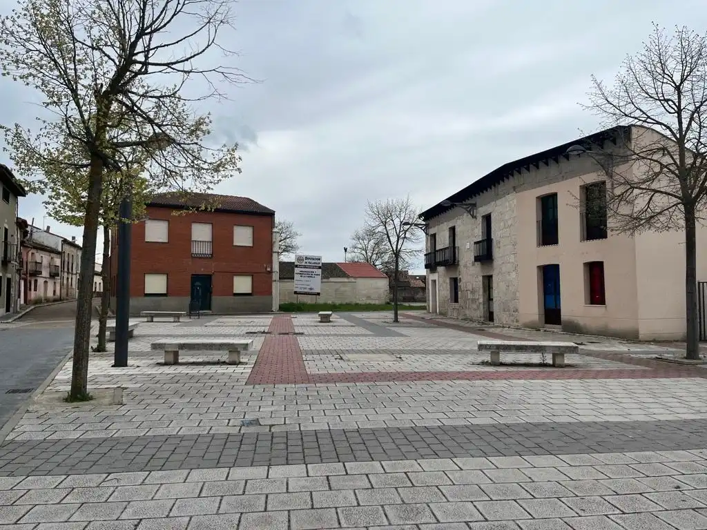 Vista exterior de Casa o chalet en venta en La Parrilla  con Calefacción, Lavadora y Microondas