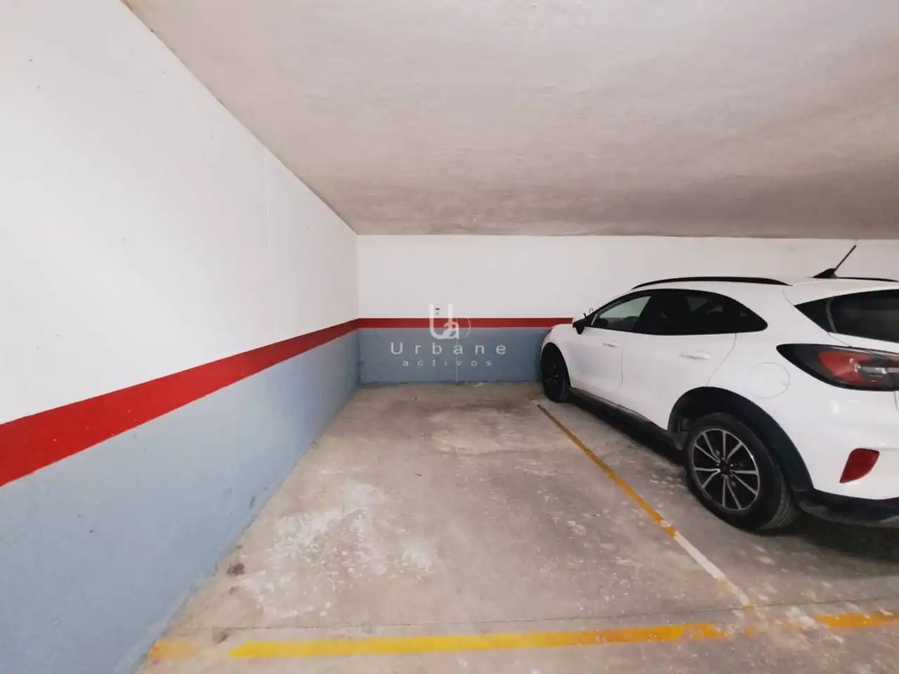 Garage zum Verkauf in Avenida Madrid, Edificio Martina, Centro