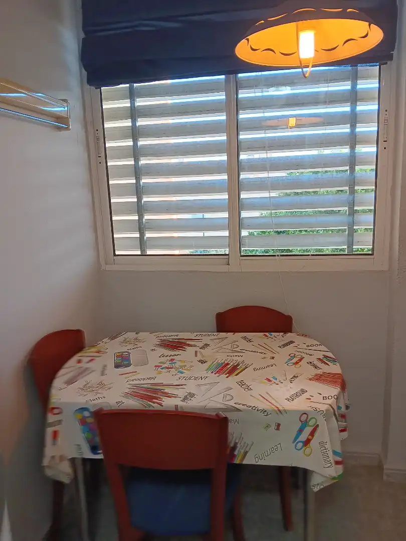 Wohnung zur Miete in Calle Begonia, Cavaleri