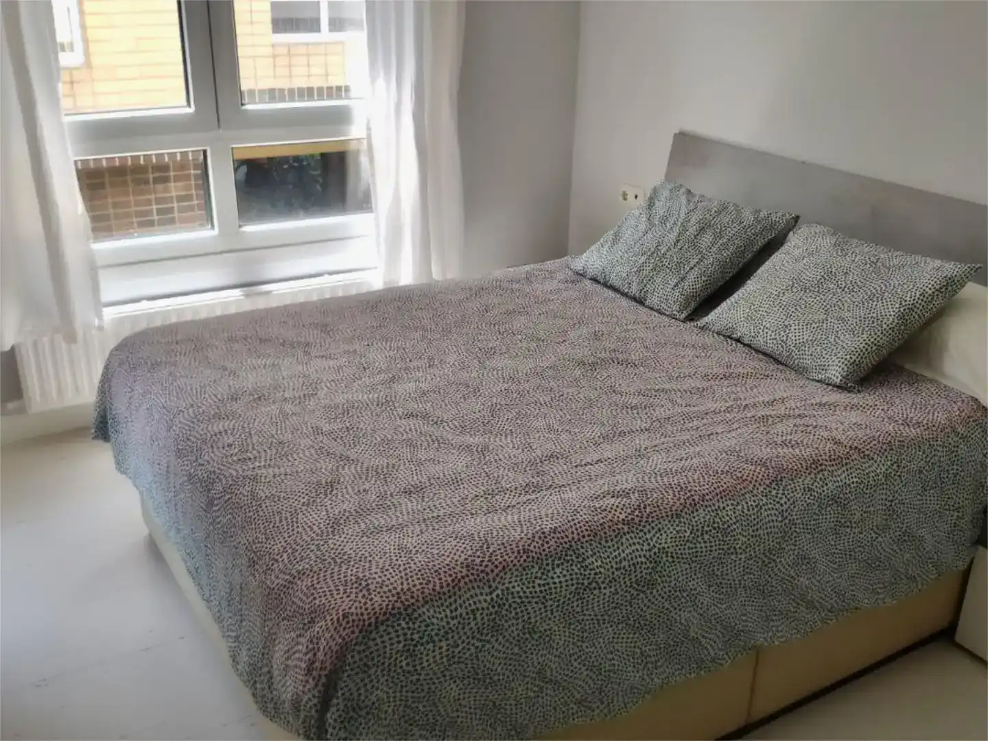 Schlafzimmer von Wohnung zur Miete in Zarautz mit Privatgarten, Parkett und Schwimmbad