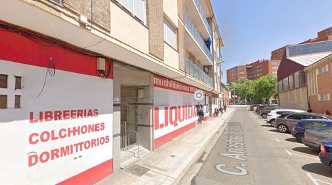Se vende piso OKUPA en Palencia Palencia.