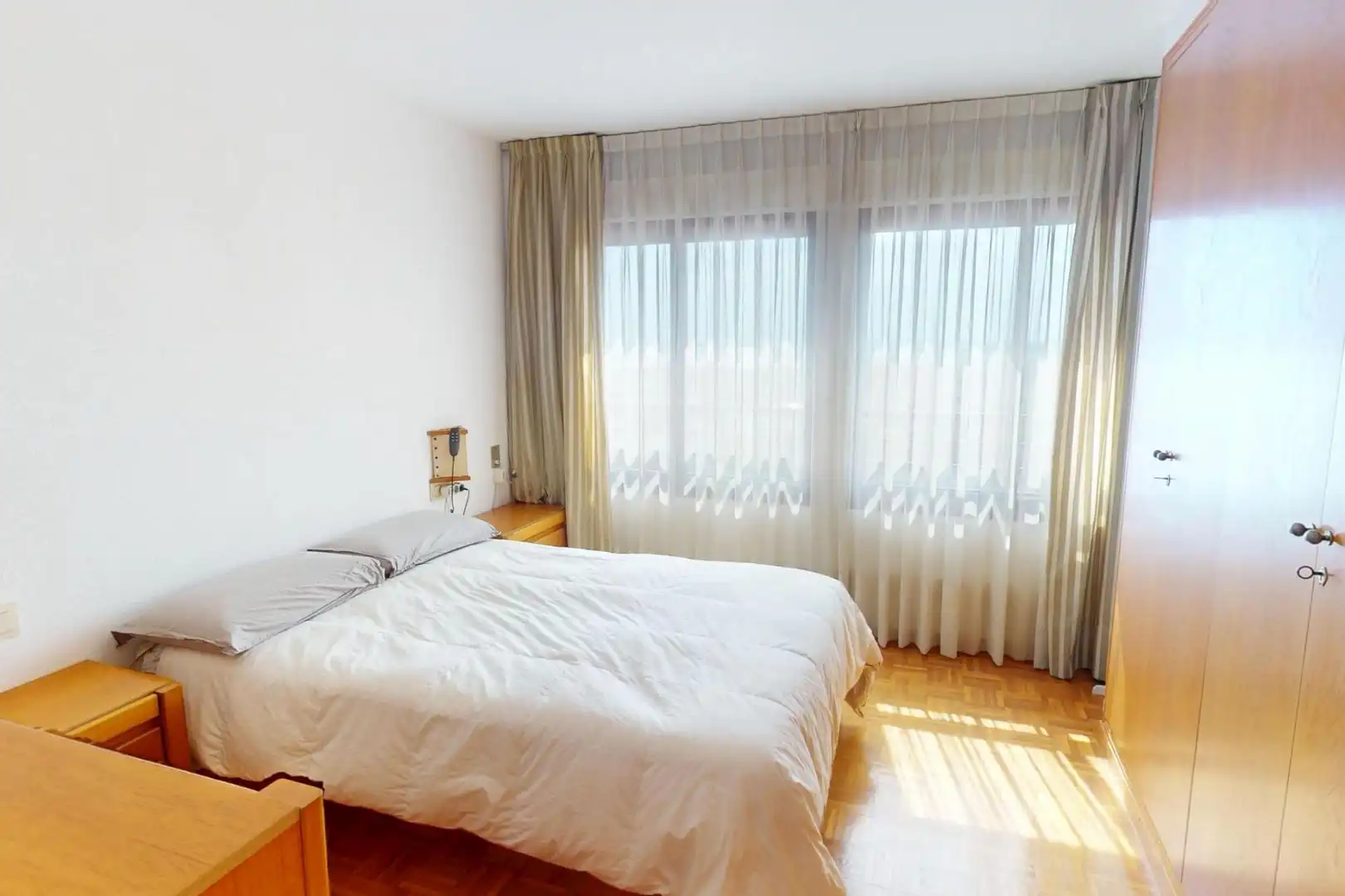 Habitación de Piso de alquiler en Valencia con Aire acondicionado, Parquet y Amueblado