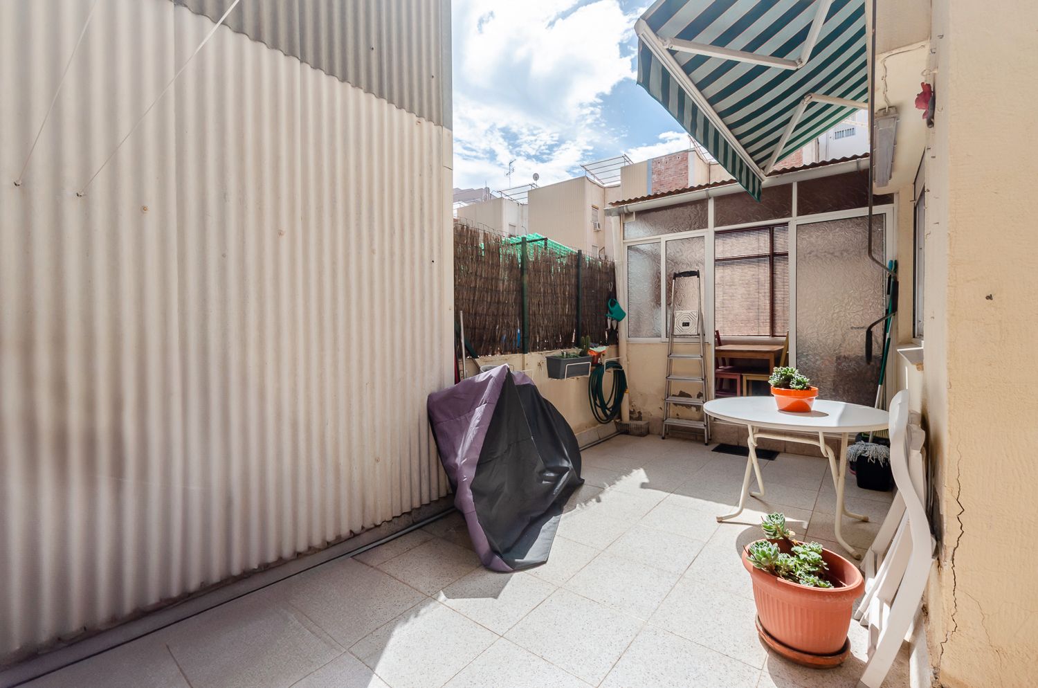 Terrace of Flat for sale in L'Hospitalet de Llobregat  with Air Conditioner, Parquet flooring and Terrace