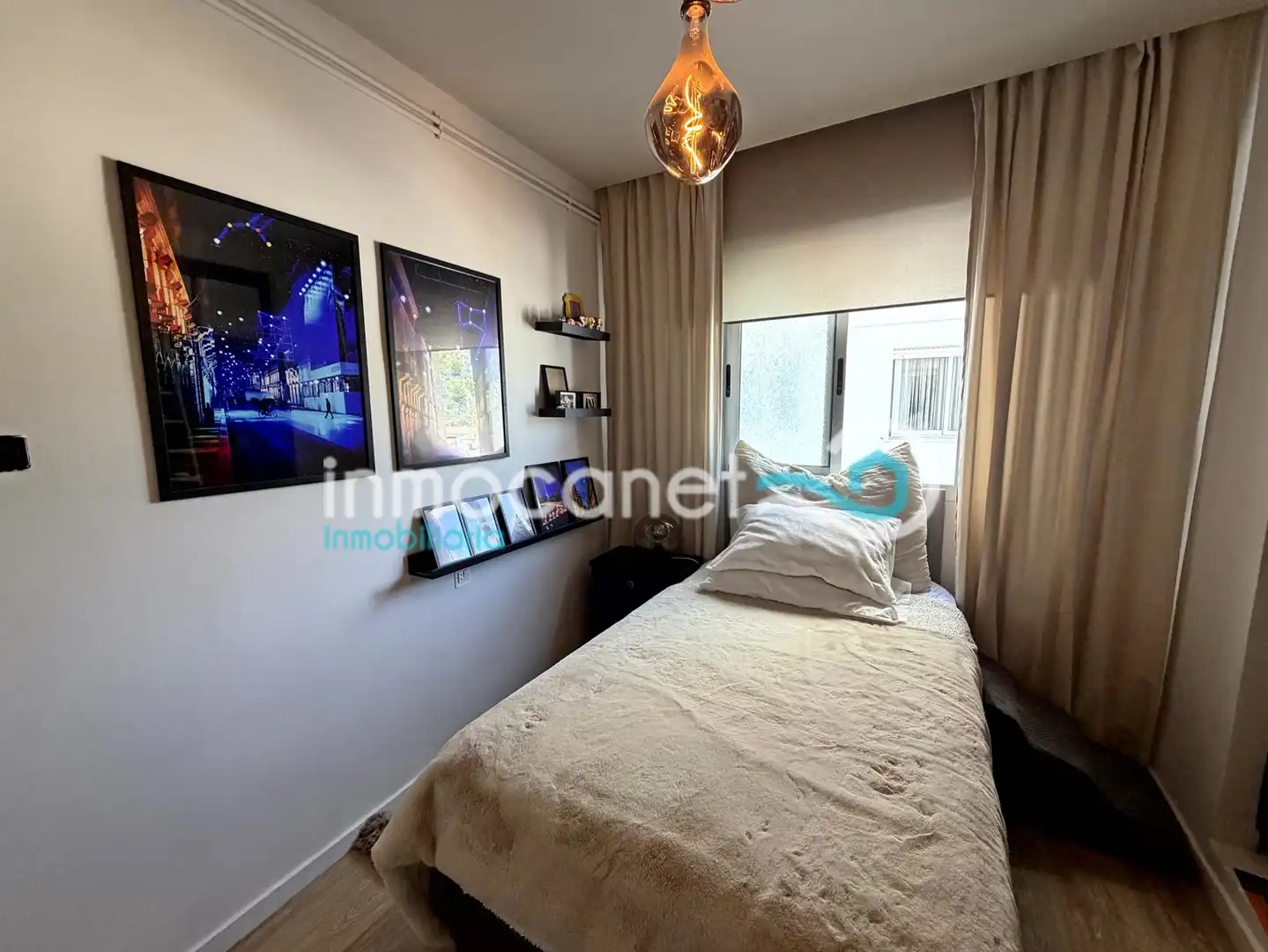 Bedroom of Apartments for sale in Oliva  with Air Conditioner and Balcony