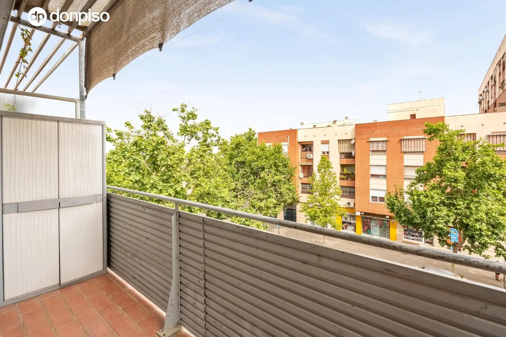 Àtic amb terrassa en venda a Calle Calle Cristóbal de Morales 34, imagen 2