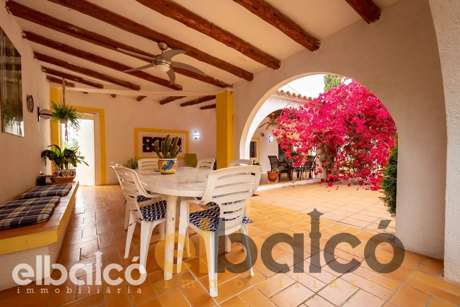 Terrace of Country homes for sale in Valls  with Terrace, Swimming Pool and Furnished