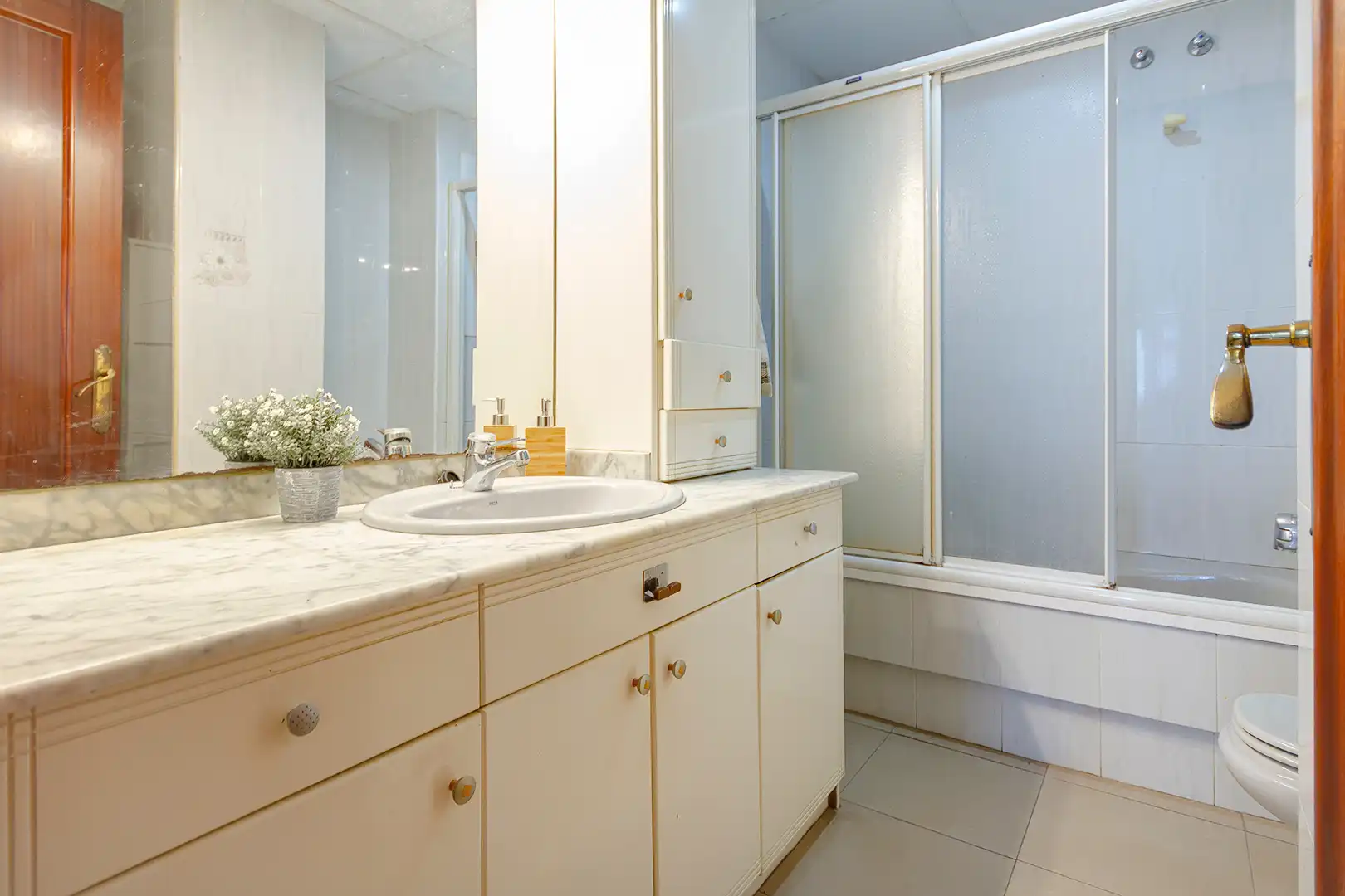 Baño de Piso en venta en Vilanova i la Geltrú con Aire acondicionado, Calefacción y Parquet