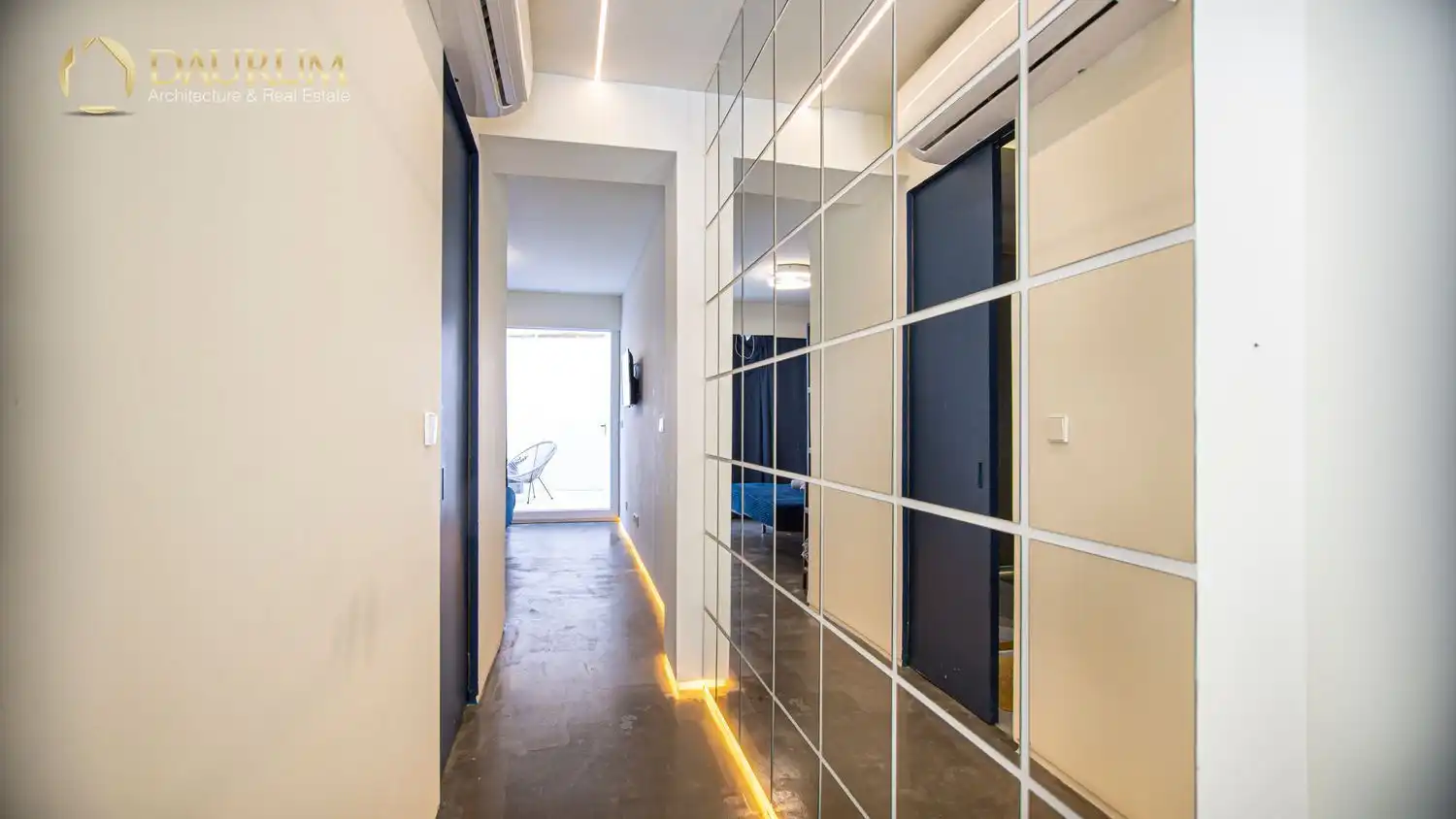 Flat for sale in Valencia  with Air Conditioner, Heating and Terrace