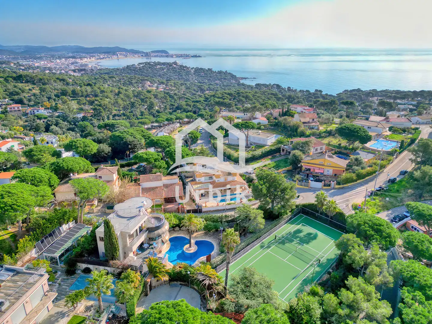 Exterior view of Houses for sale in Castell d'Aro, Platja d'Aro i s'Agaró  with Air Conditioner, Private garden and Terrace