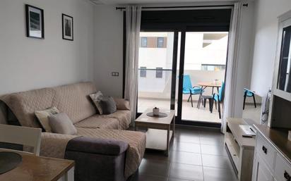 Sala d'estar de Apartament de lloguer en Elche / Elx amb Aire condicionat i Terrassa