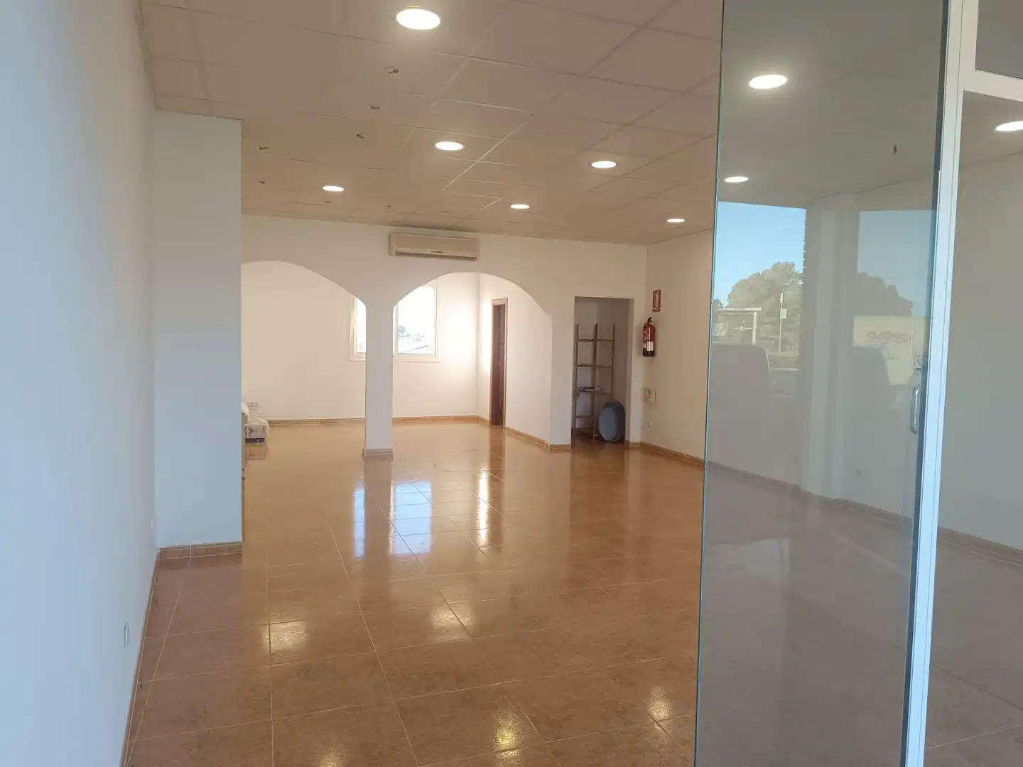 Local en venta en Els Pallaresos