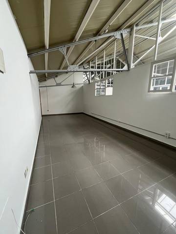 Local comercial en Alquiler en VIRIATO en Trafalgar