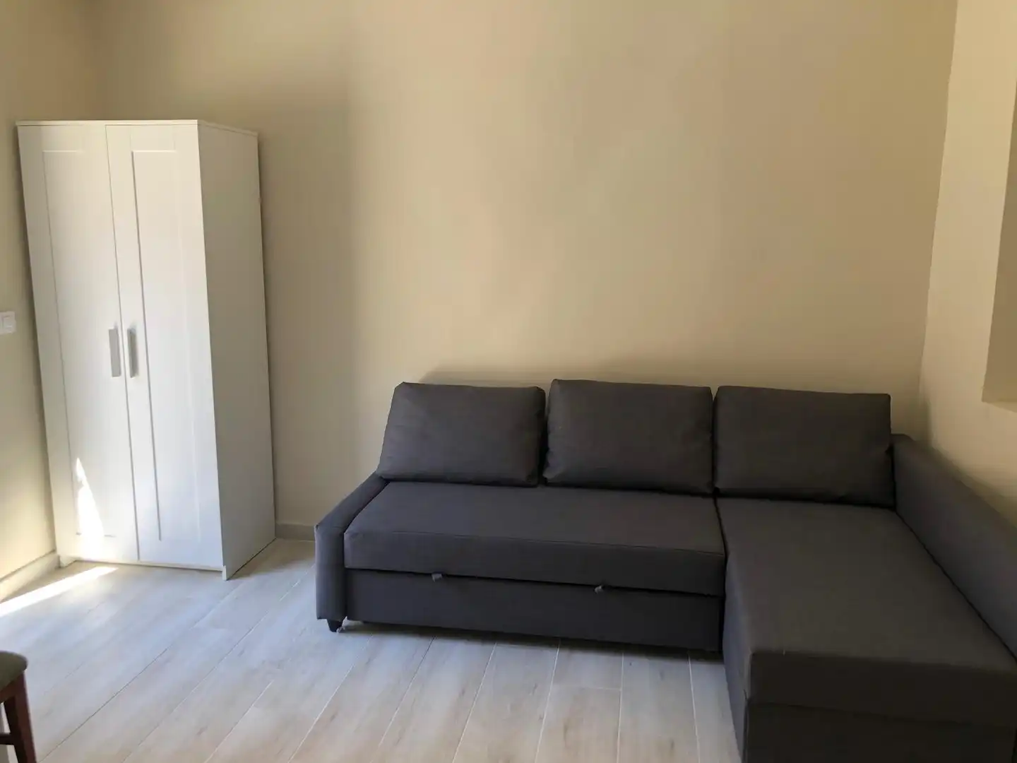 Living room of Study for sale in Sevilla  with Air Conditioner, Furnished and Oven