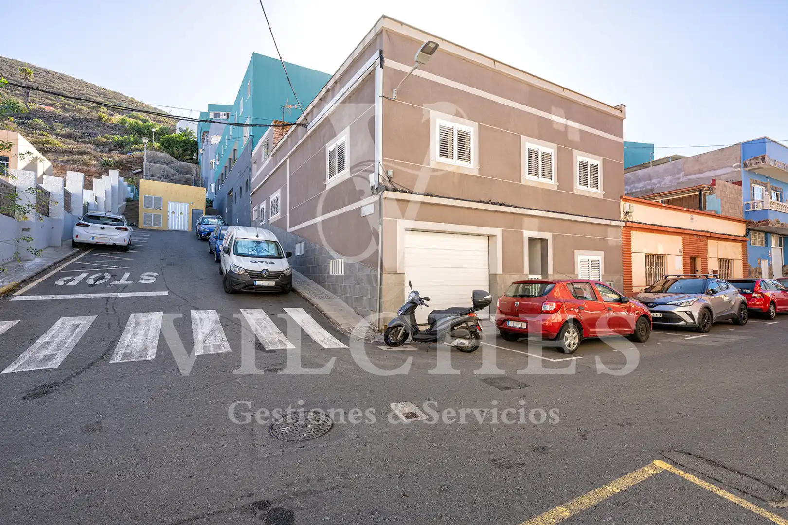 Casa in vendita a Calle Hermanas Manrique 35
