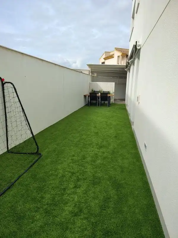Terrassa de Casa adosada en venda en Callosa de Segura amb Aire condicionat, Calefacció i Jardí privat