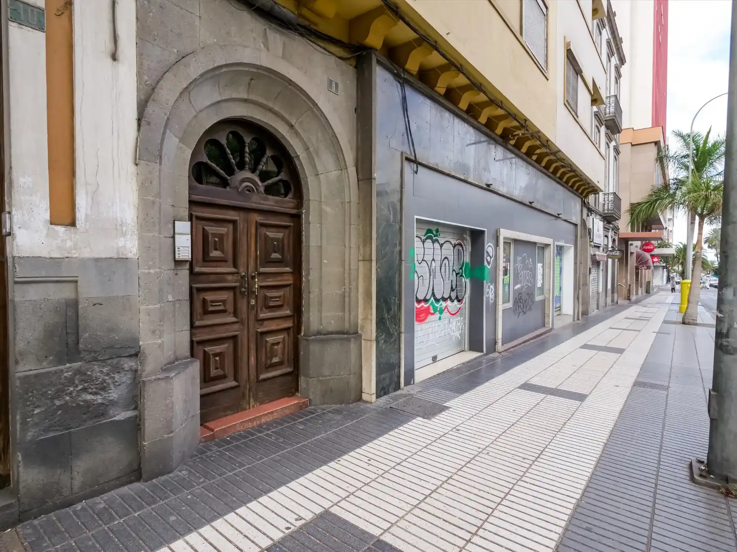 Vista exterior de Piso en venta en Las Palmas de Gran Canaria con Terraza, Trastero y Balcón