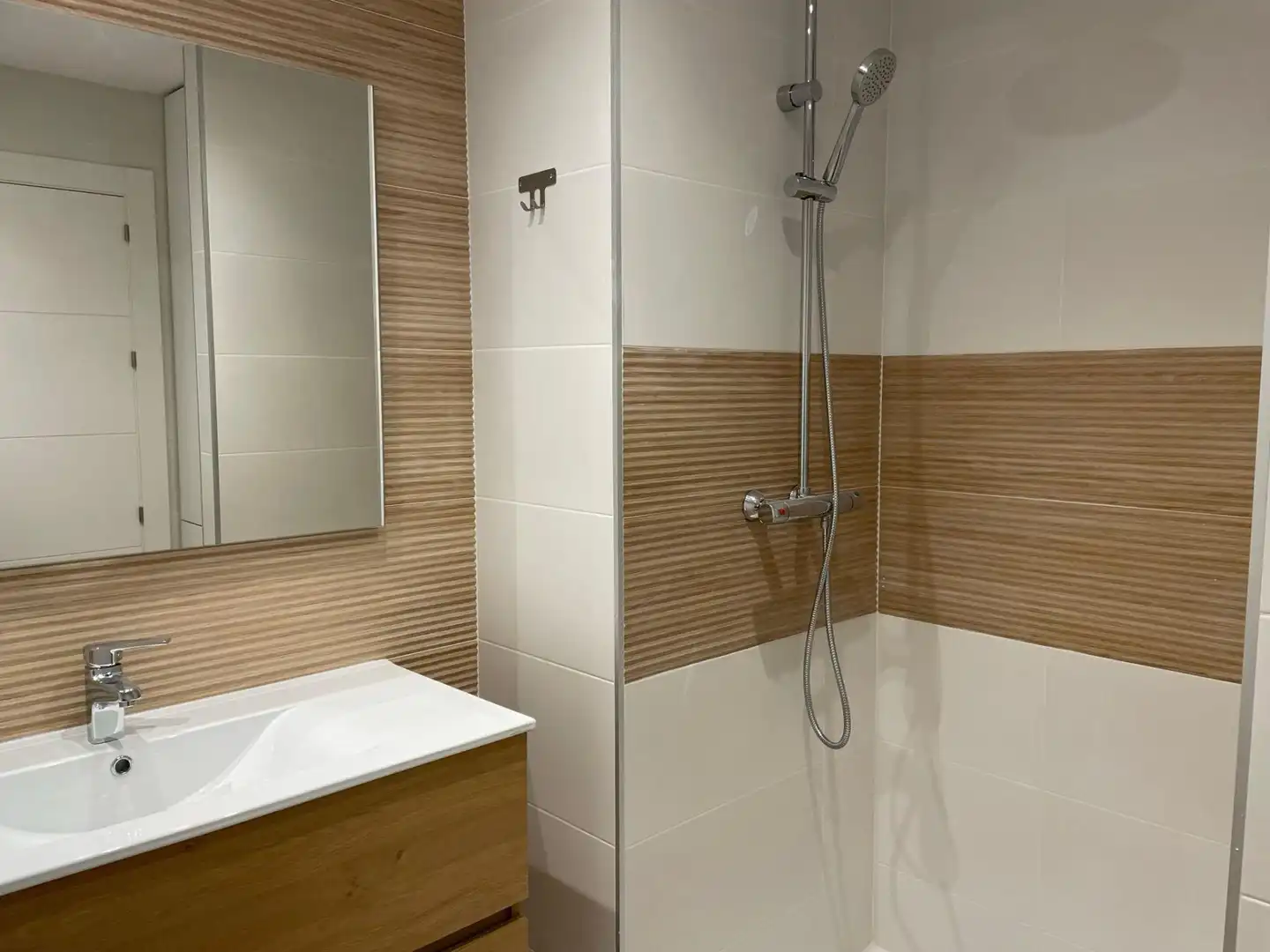 Vivienda con piscina en venta en El Bajondillo, imagen 33