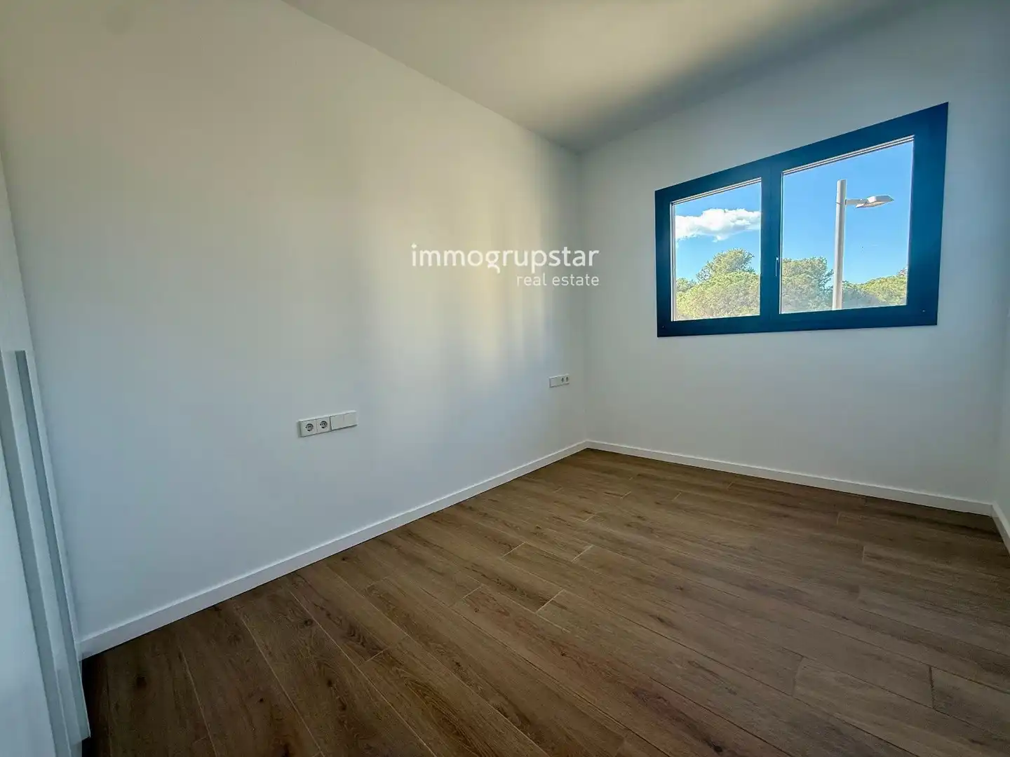 Apartament en venda a Cavall Bernat, Los Pinos - Politur