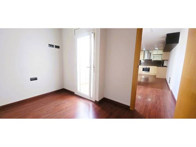 Piso en Venta en Calle Topete en Barri del Centre