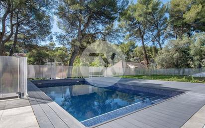Swimming pool of House or chalet for sale in Castelldefels  with Air Conditioner, Heating and Private garden