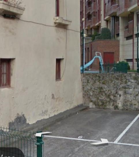 Foto 2 de Garaje de alquiler en Calle la Cruz, 2, Brazomar, Castro-Urdiales