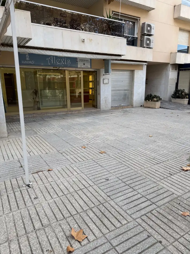 Business premises for sale in Carrer de Madrid 2, imagen 20