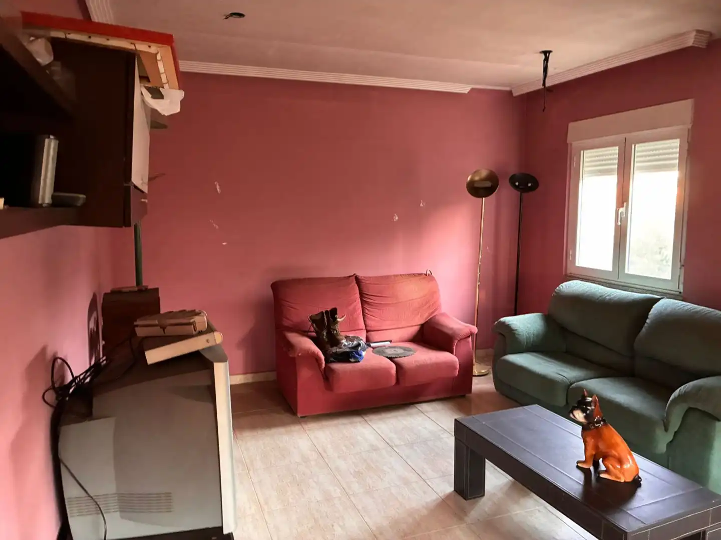 Sala d'estar de Casa o xalet en venda en Calvarrasa de Arriba amb Calefacció i Terrassa