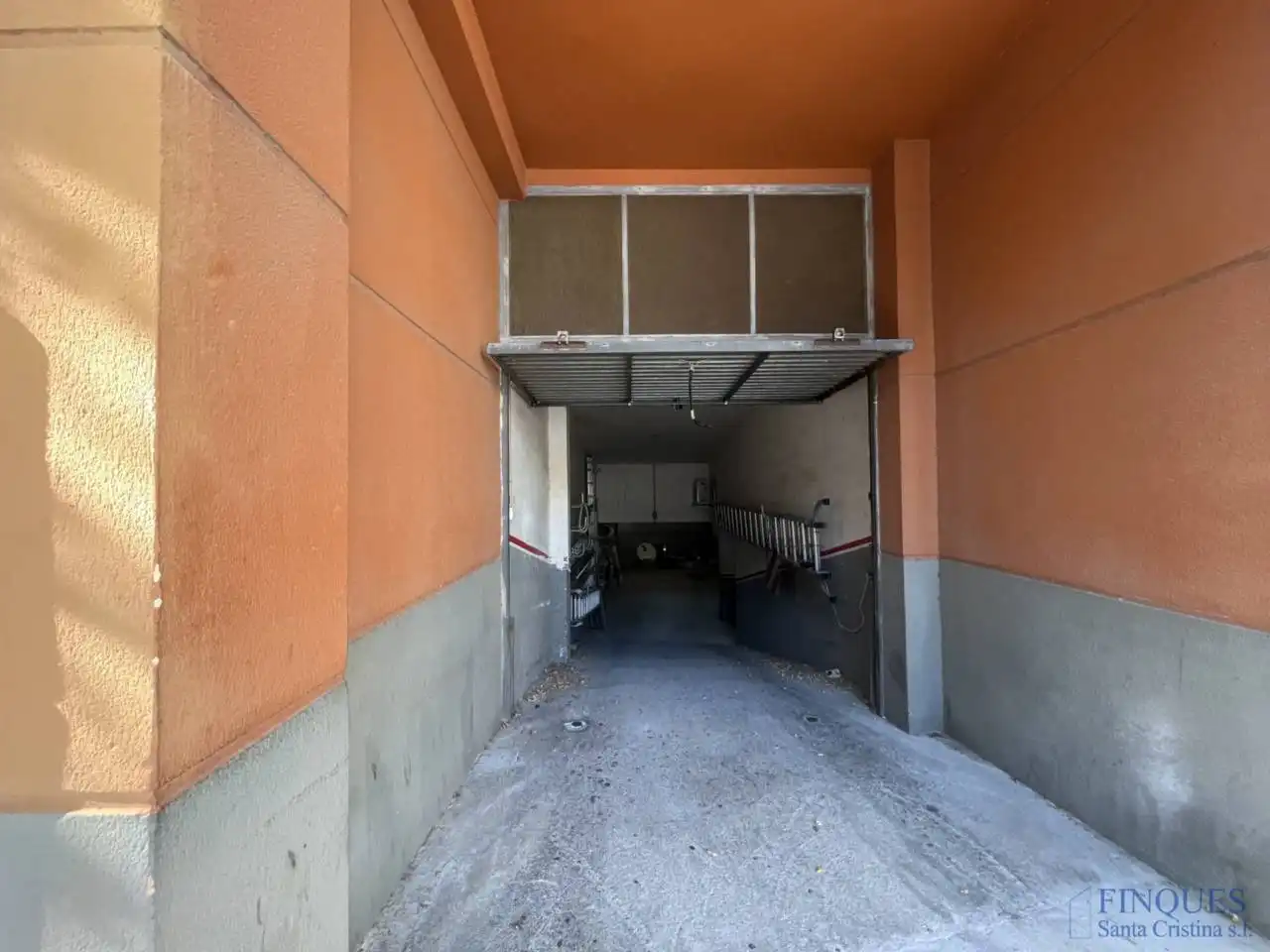 Parking of Commercial properties for sale in Sant Feliu de Guíxols