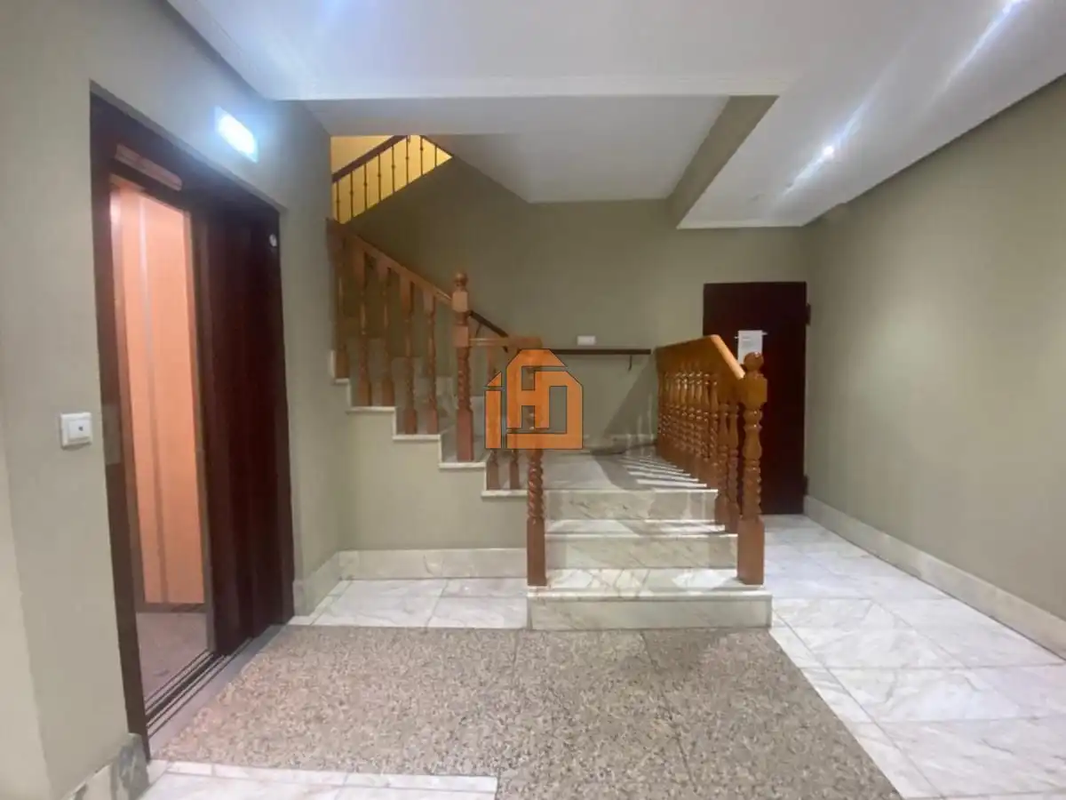 Apartament en venda en León Capital  amb Calefacció i Traster