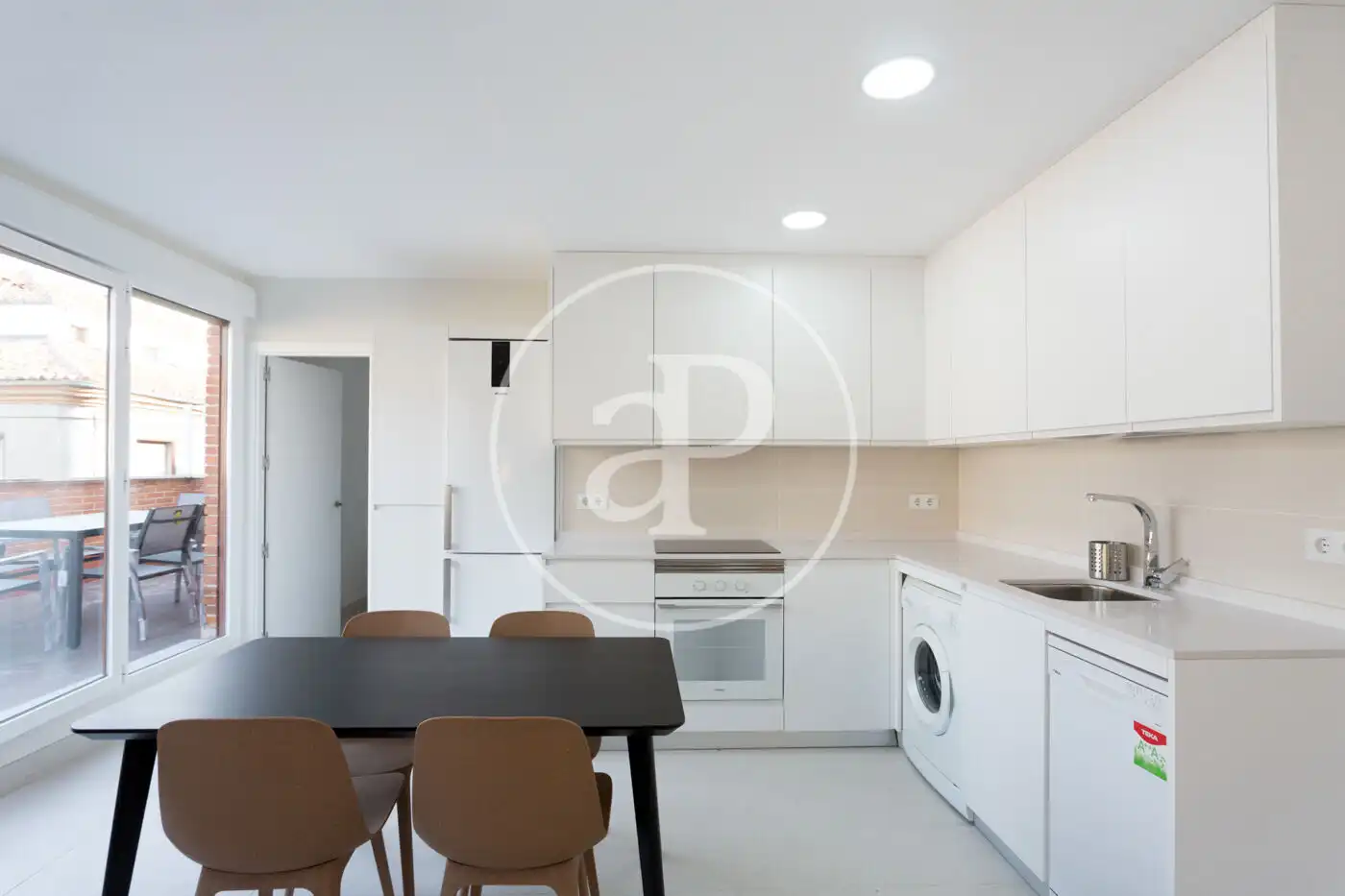 Küche von Wohnung zur Miete in Madrid mit Klimaanlage, Heizung und Terrasse