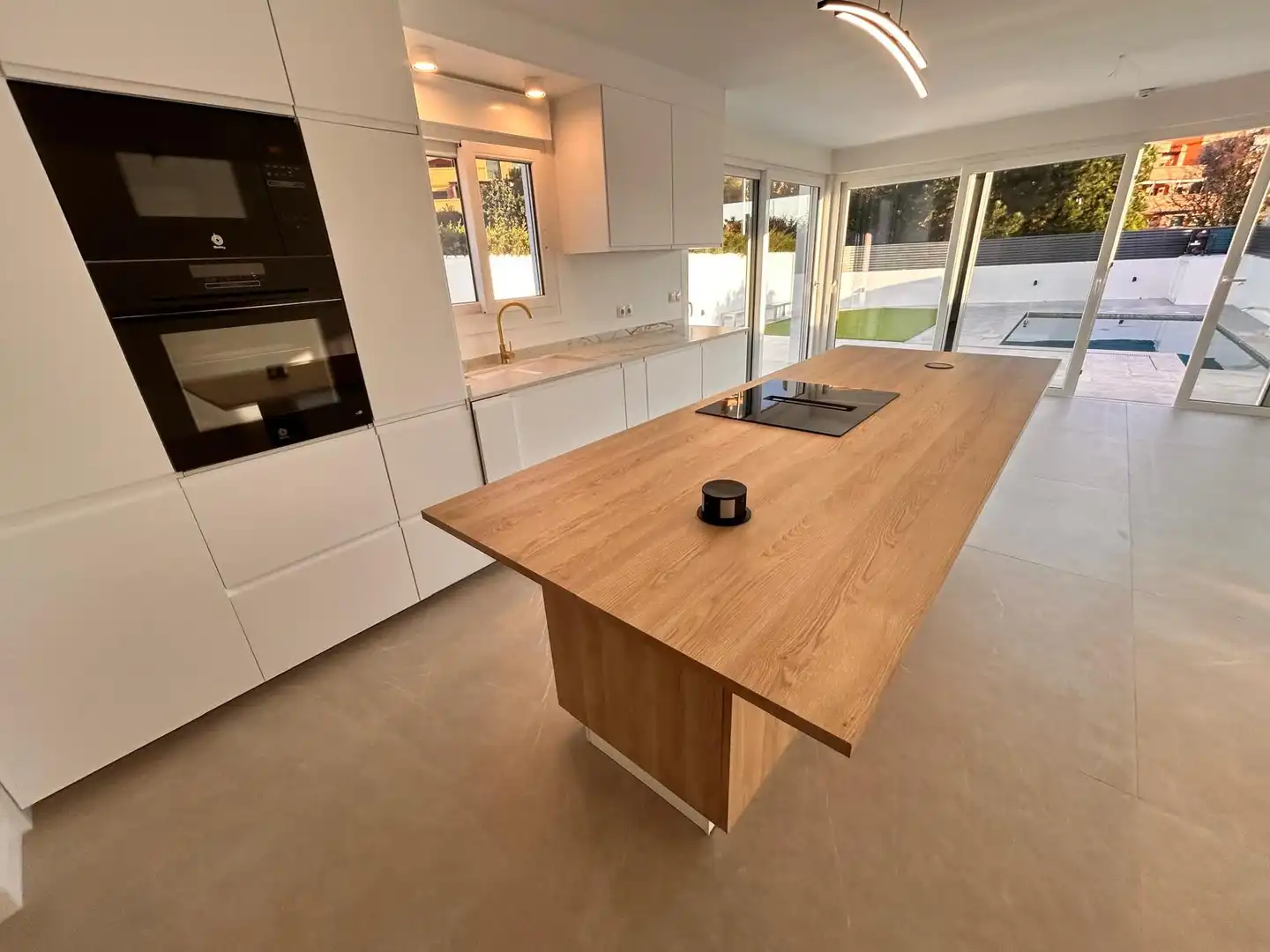 Kitchen of Houses for sale in Marbella  with Air Conditioner, Heating and Private garden