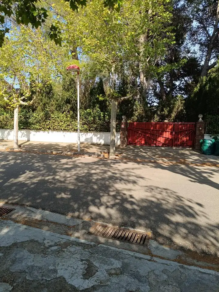Vista exterior de Casa o xalet en venda en Zuera amb Jardí privat i Piscina comunitària