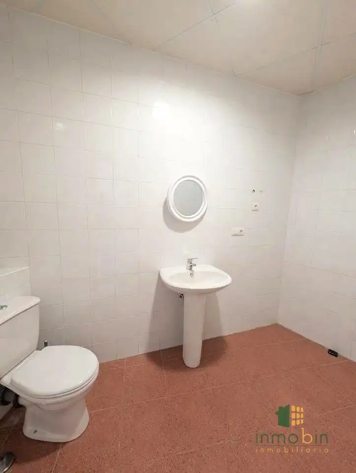 Bathroom of Houses for sale in Don Benito  with Air Conditioner, Heating and Terrace