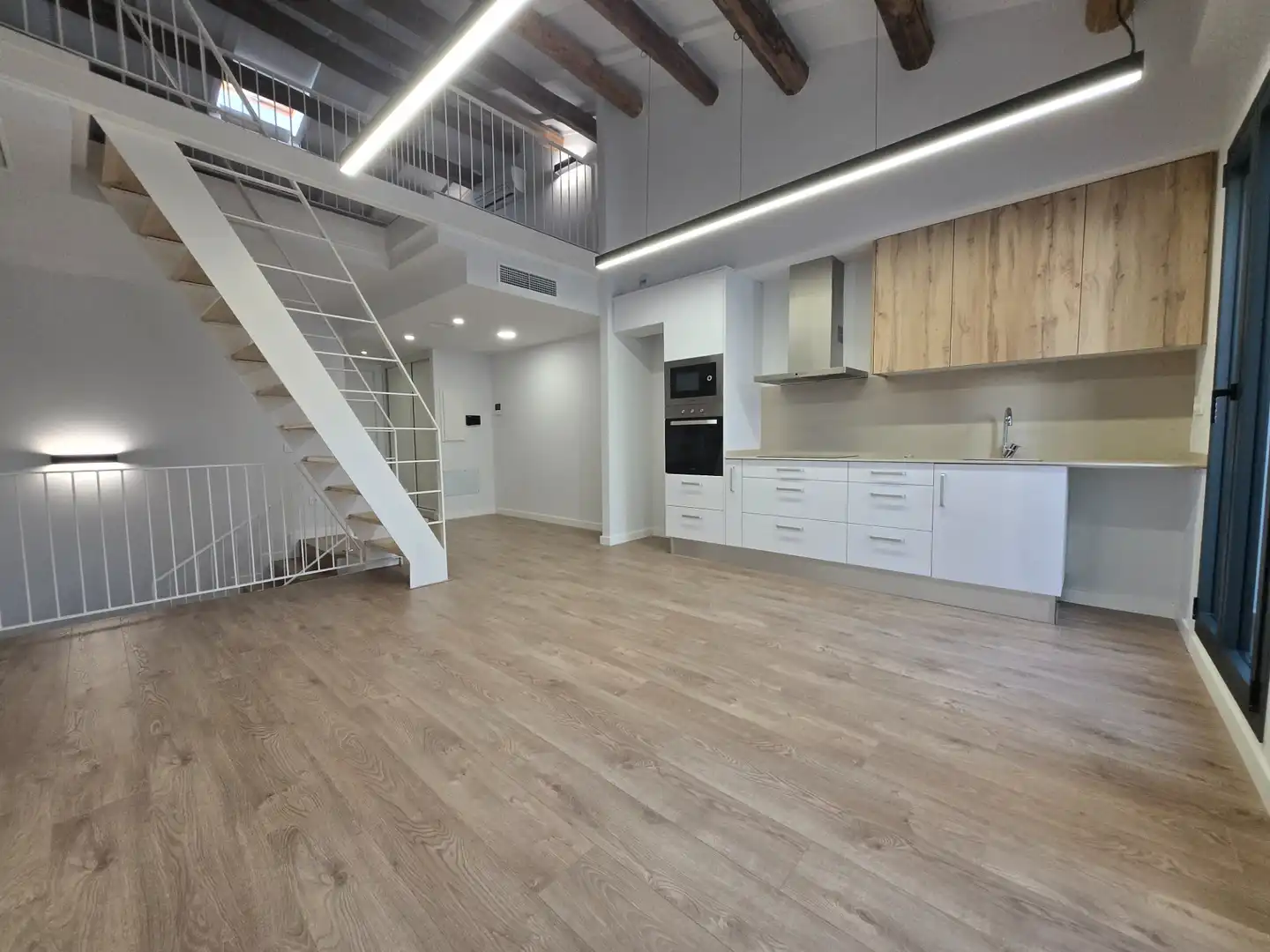 Apartament amb balcó de lloguer a Centre, imagen 4