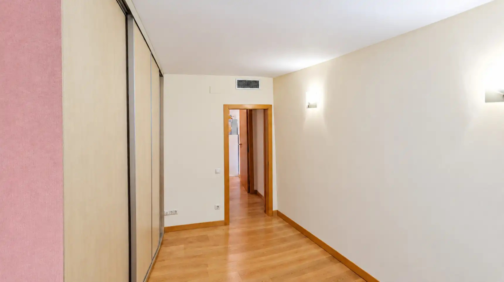 Flat with terrace for sale in Carrer de Claramunt, imagen 17