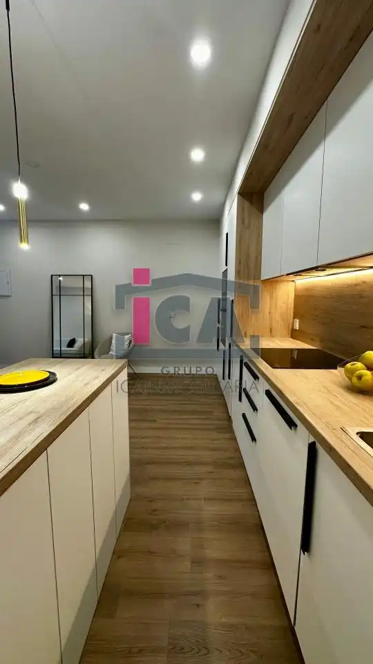 Cuina de Apartament en venda en Cáceres amb Aire condicionat i Calefacció
