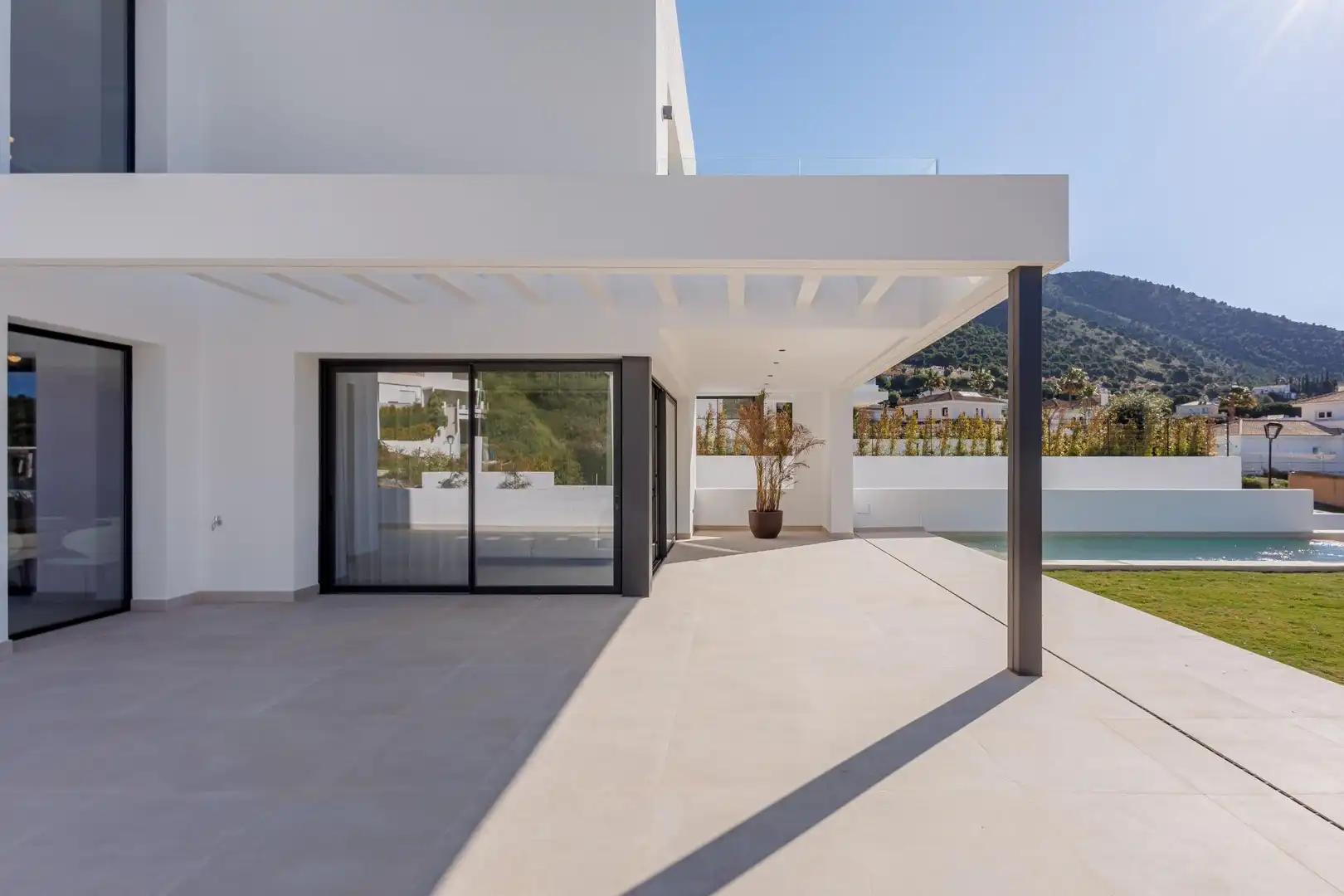 Terrassa de Casa o xalet en venda en Mijas amb Aire condicionat, Calefacció i Jardí privat