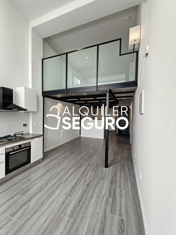 Loft to rent in  Madrid Capital  with Air Conditioner
