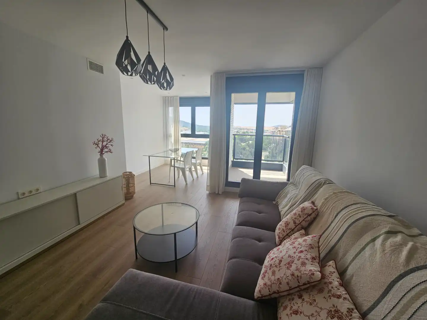 Sala de estar de Piso en venta en Cáceres con Aire acondicionado, Calefacción y Trastero