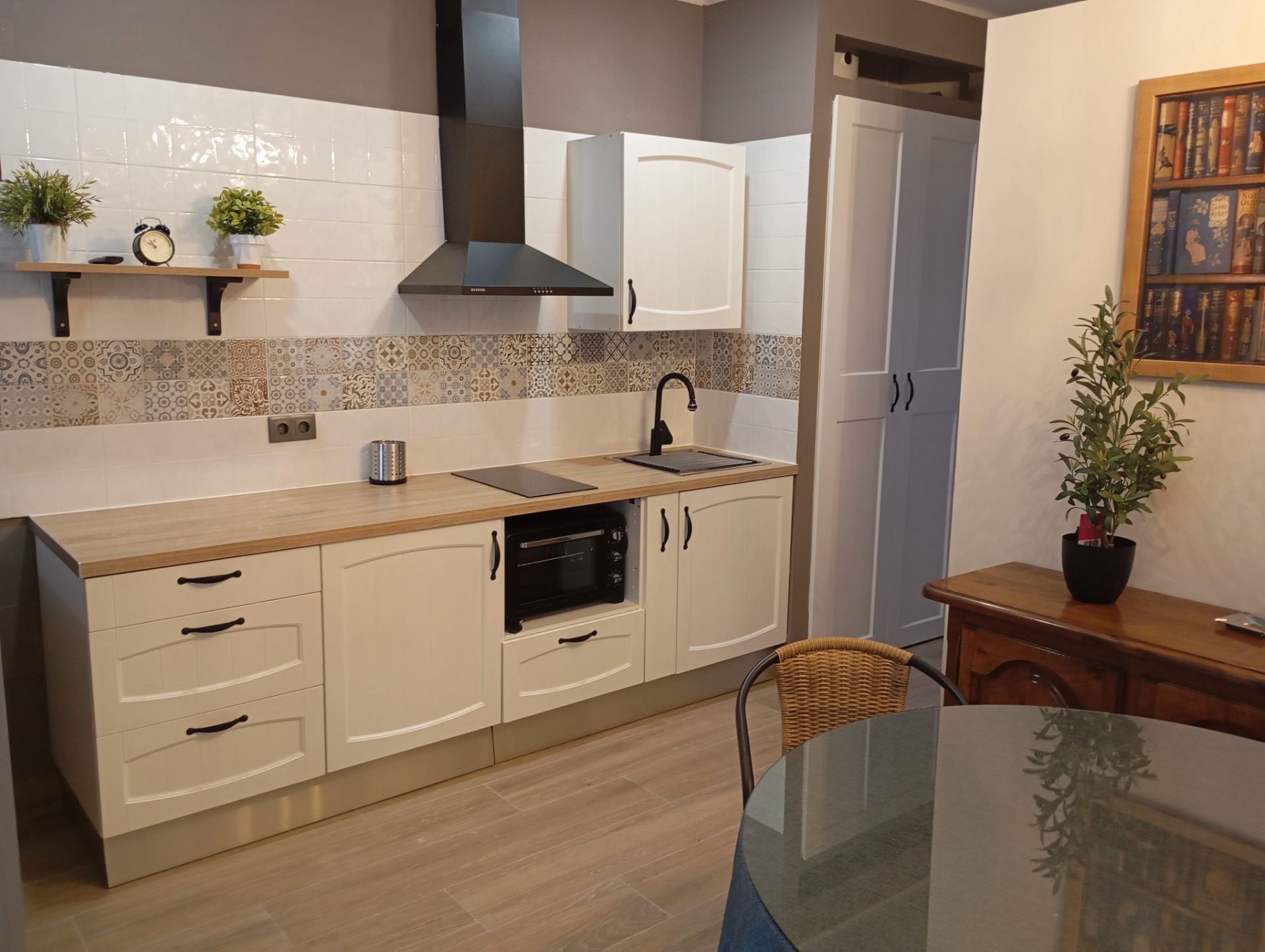 Kitchen of Study to rent in Valladolid Capital  with Air Conditioner, Heating and Furnished