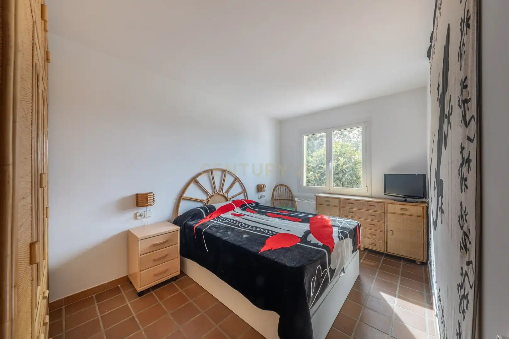 Dormitori de Casa o xalet en venda en Tordera amb Jardí privat, Piscina i Alarma