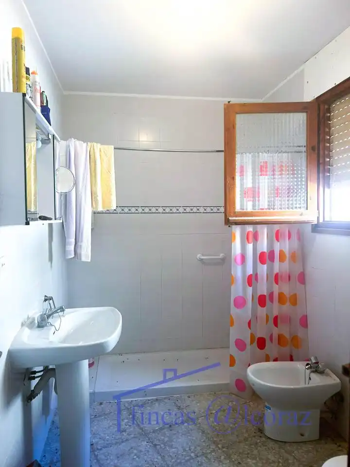 Badezimmer von Country house zum Verkauf in Alcubierre