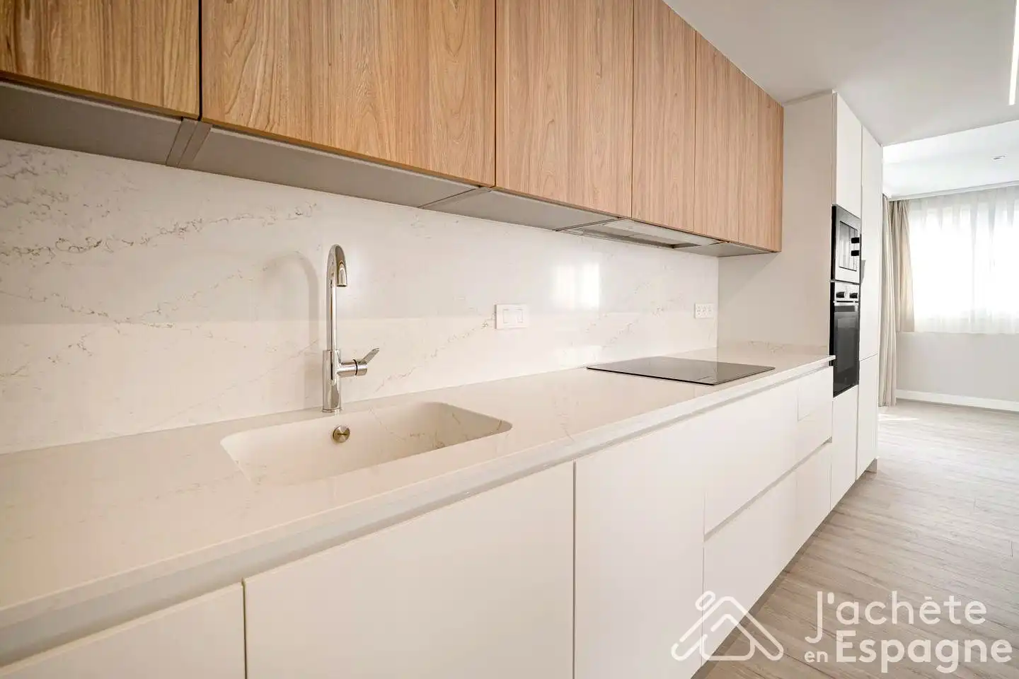 Flat with terrace for sale in Avinguda de l'Atlàntic, imagen 8