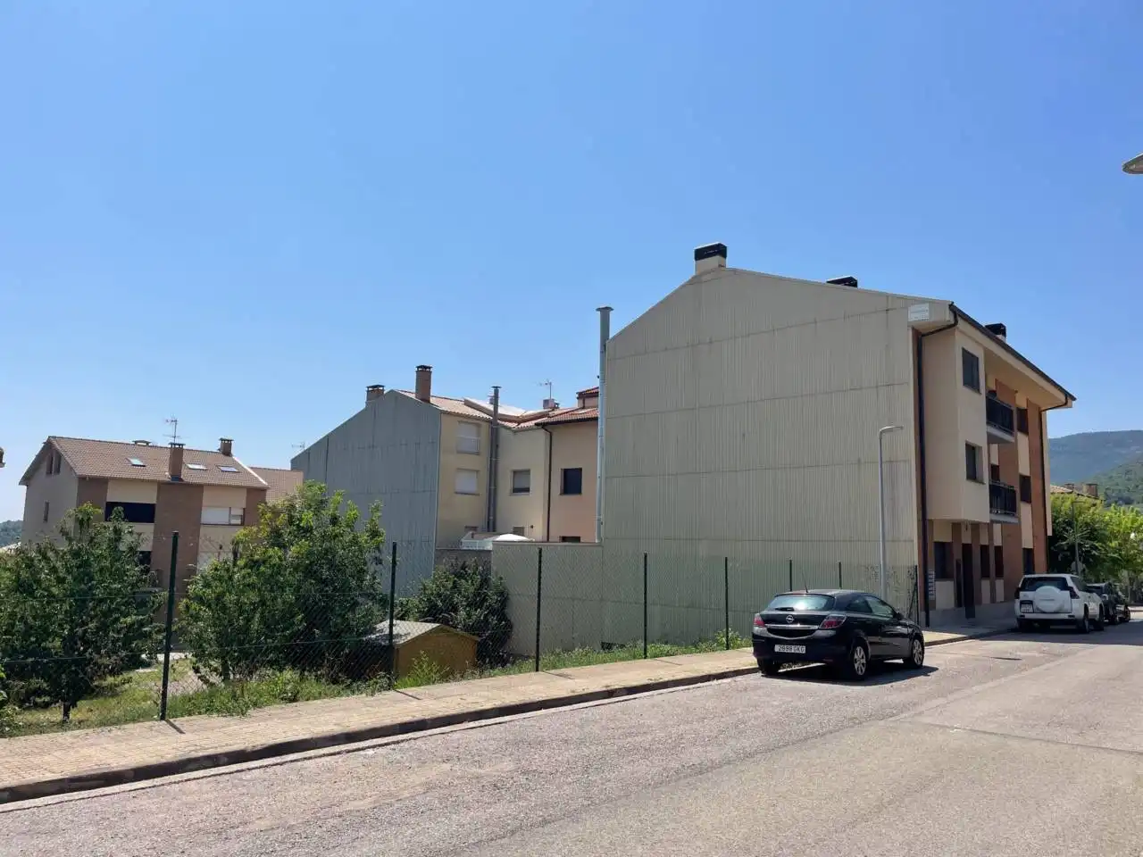 Außenansicht von Residential zum Verkauf in Avià
