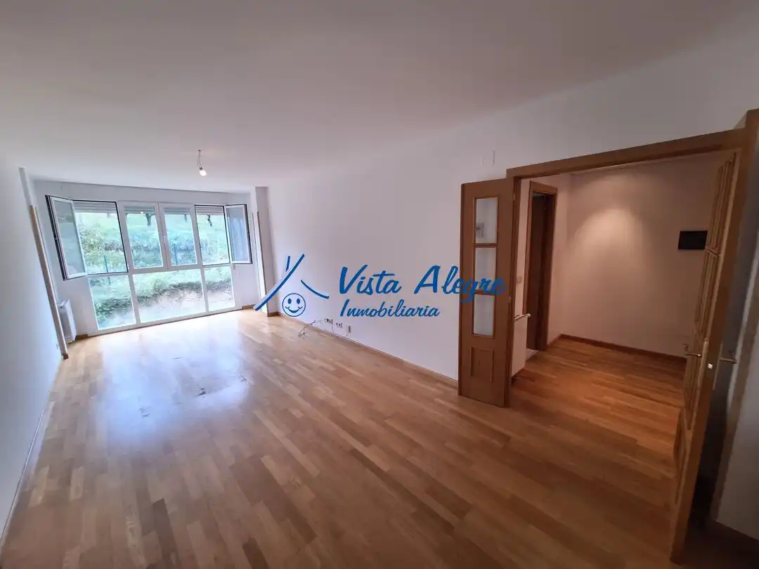 Wohnzimmer von Wohnungen zum Verkauf in Haro mit Heizung und Abstellraum